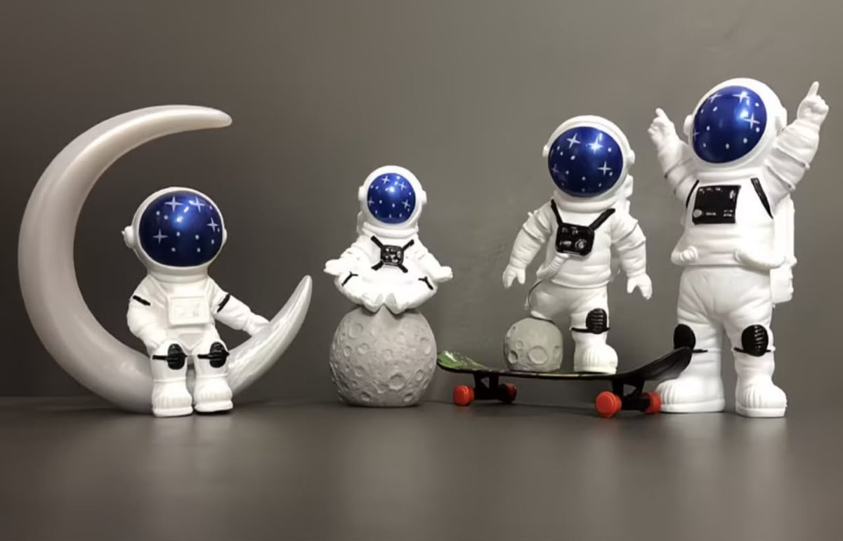 Astronaut Figurines Set of 4