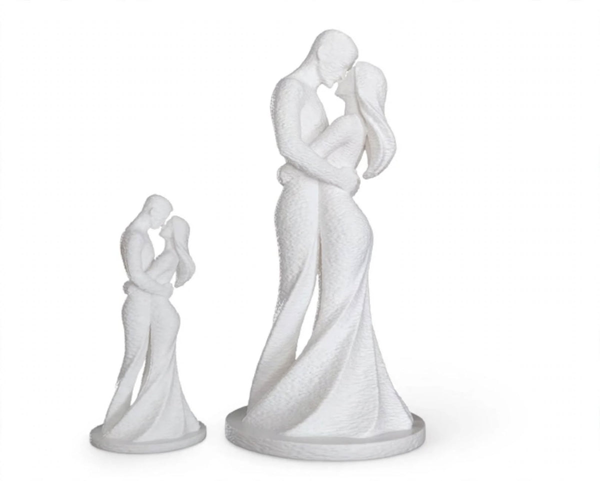 Romantic Couple Statue - luxury gift box packaging with roses